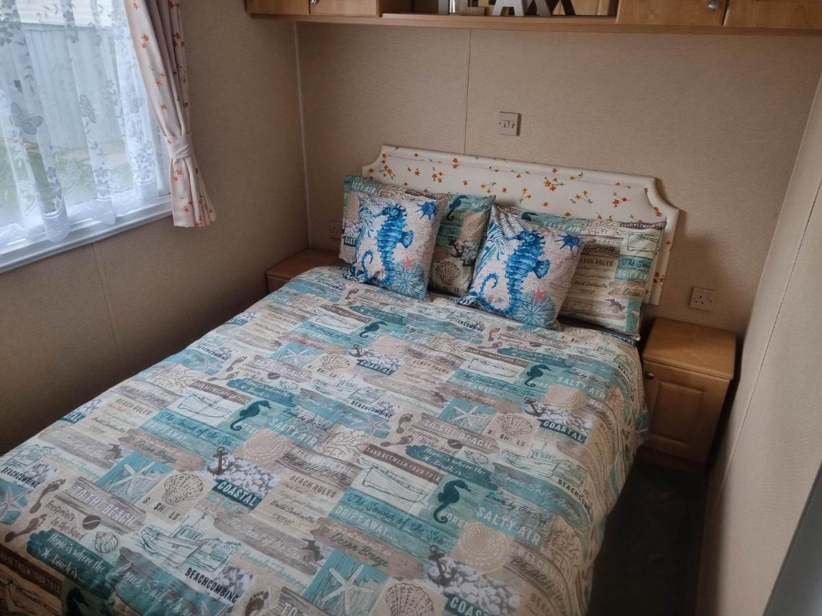 Palm Square 19 3 Bed Deluxe Caravan チャペル・セント・レオナルズ エクステリア 写真