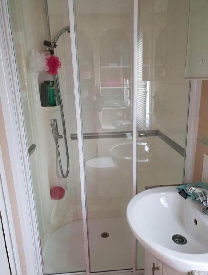 Palm Square 19 3 Bed Deluxe Caravan チャペル・セント・レオナルズ エクステリア 写真